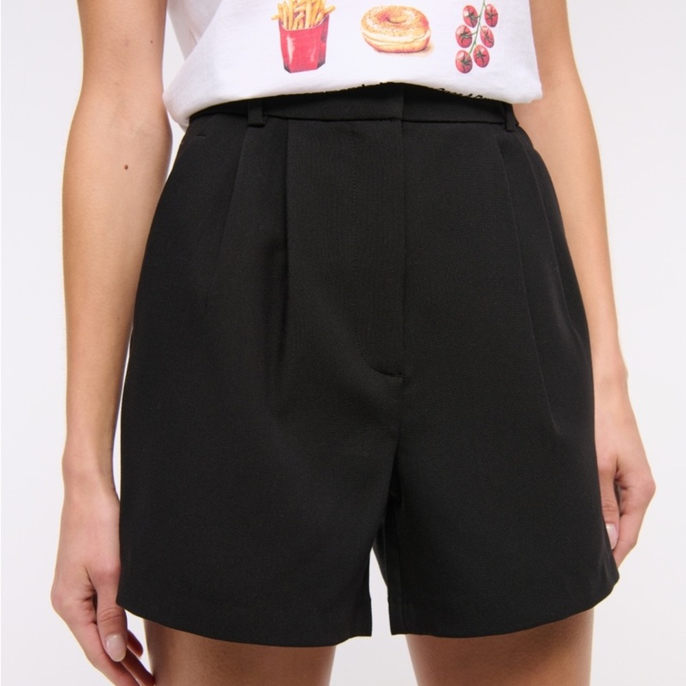 A&F Sloane Tailored Short